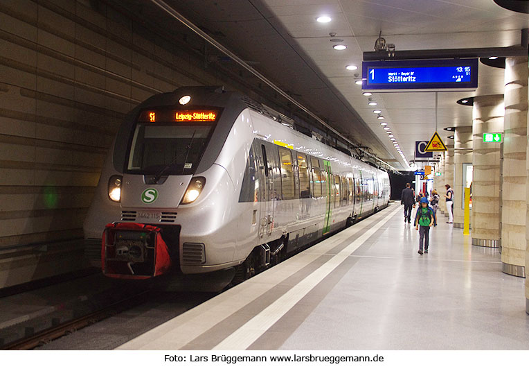 Die S-Bahn Mitteldeutschland im City Tunnel in dem Bahnhof Leipzig Hbf