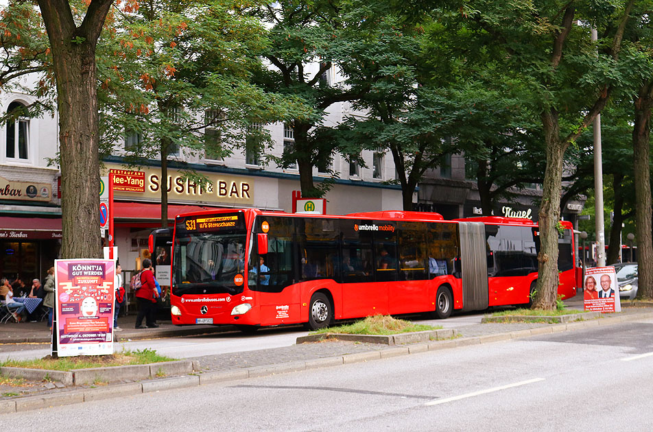 Ein Umbrella Bus im SEV für die Hamburger S-Bahn