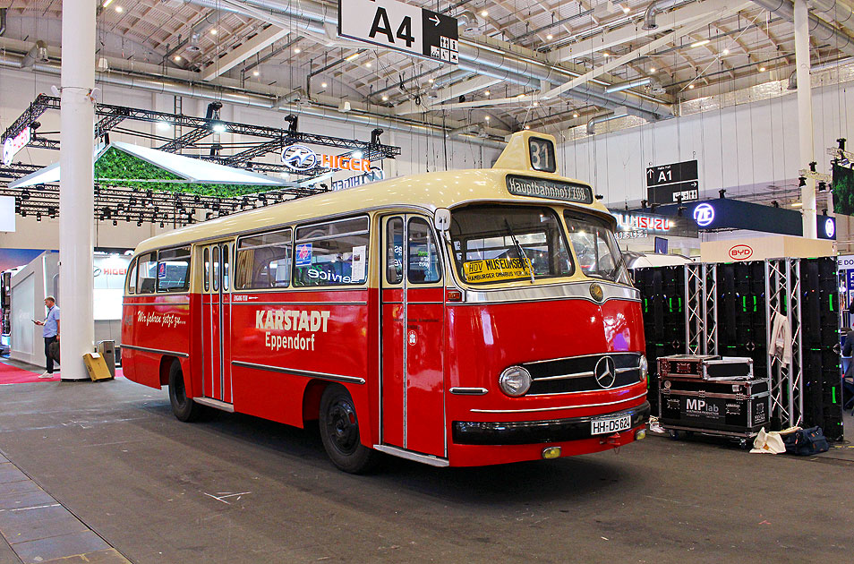Der HOV 6495 beim UITP Summit Mobiltätskongress in den Hamburger Messehallen