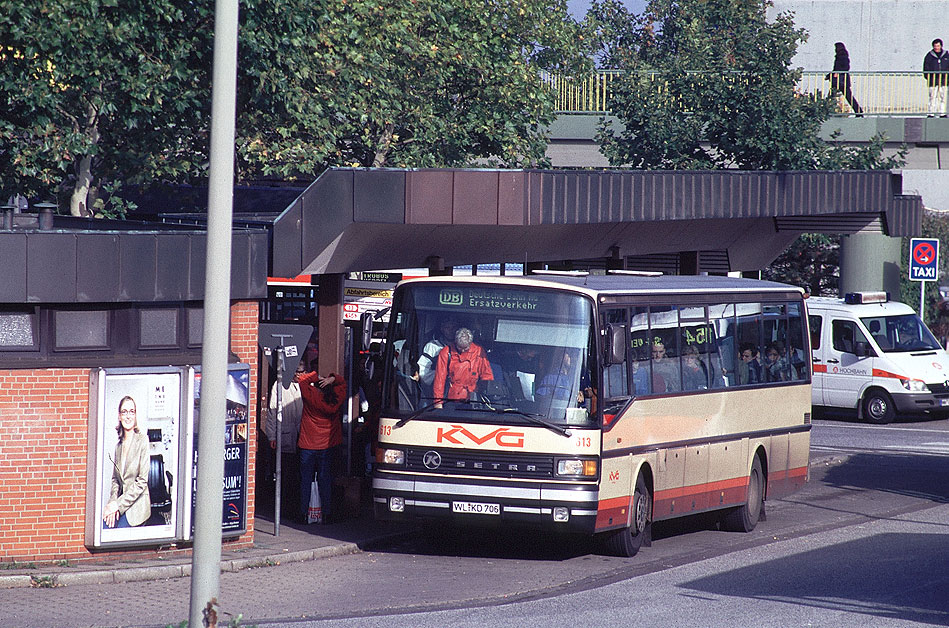 KVG Setra Bus am Bahnhof Hamburg-Wilhelmsburg