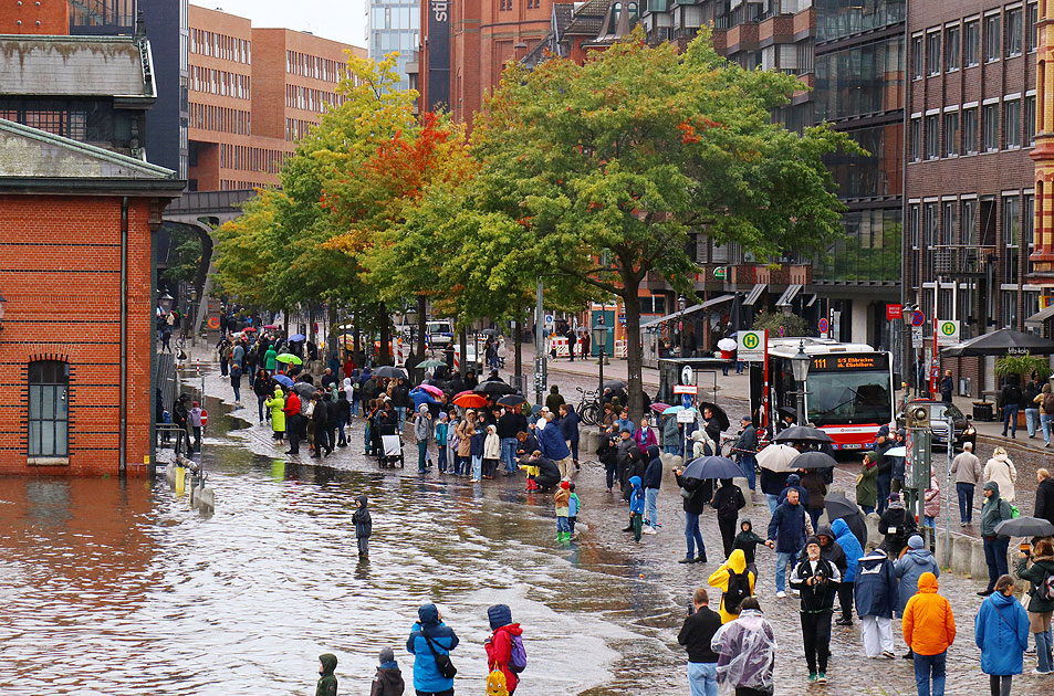 Hochwasser am Fischmarkt in Hamburg
