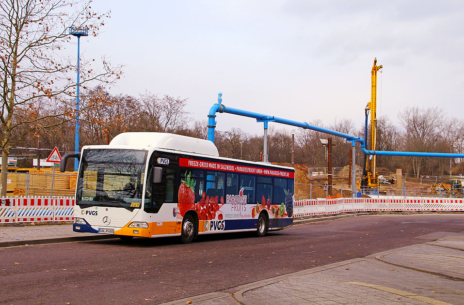Ein PVGS Bus auf dem ZOB in Magdeburg
