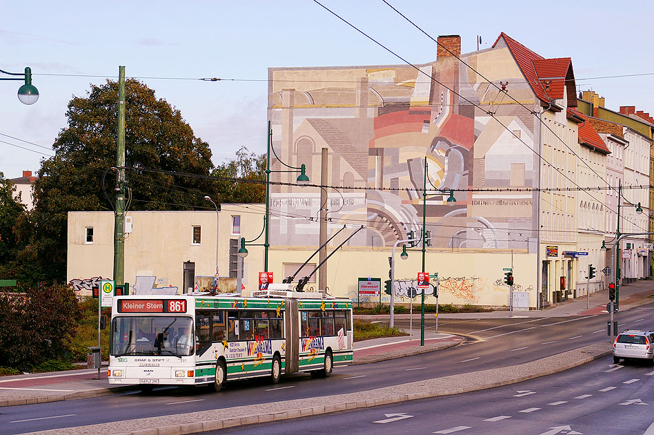 Der Obus in Eberswalde an der Haltestelle Hbf