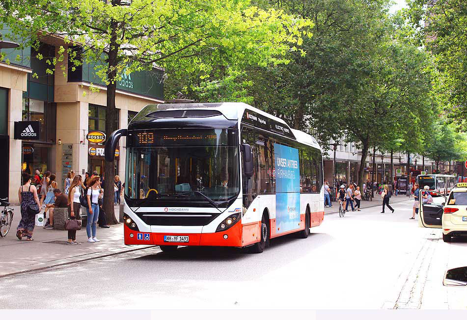 Foto Volvo Bus bei der Hochbahn