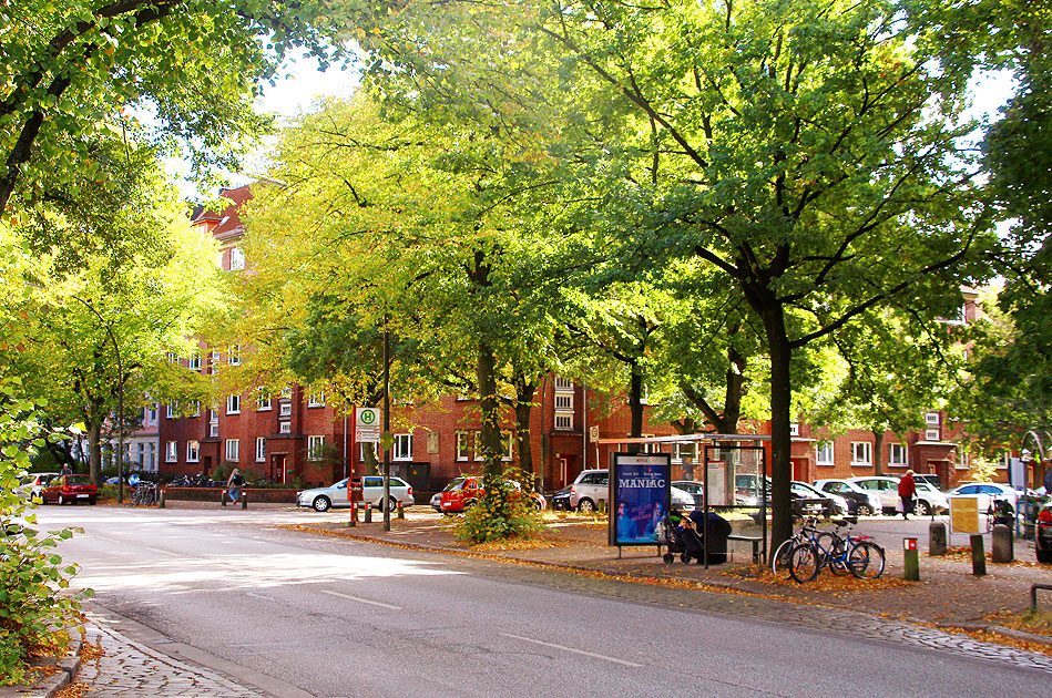 Die Bushaltestelle Grünebergstraße in Hamburg