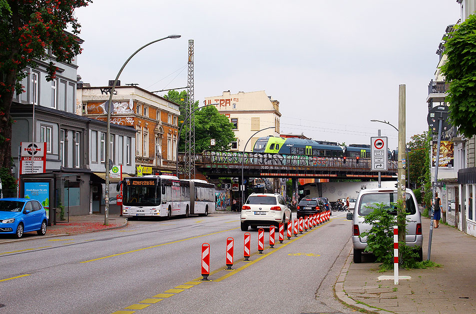 Ein VHH Bus an der Haltestelle Sternbrücke