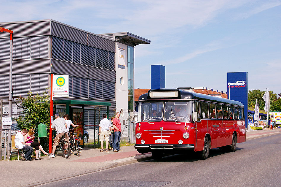 Der VHH Museumsbus 6416 am Betriebshof Schenefeld