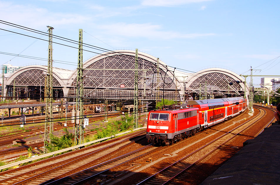 DB Baureihe 111 in Dresden Hbf