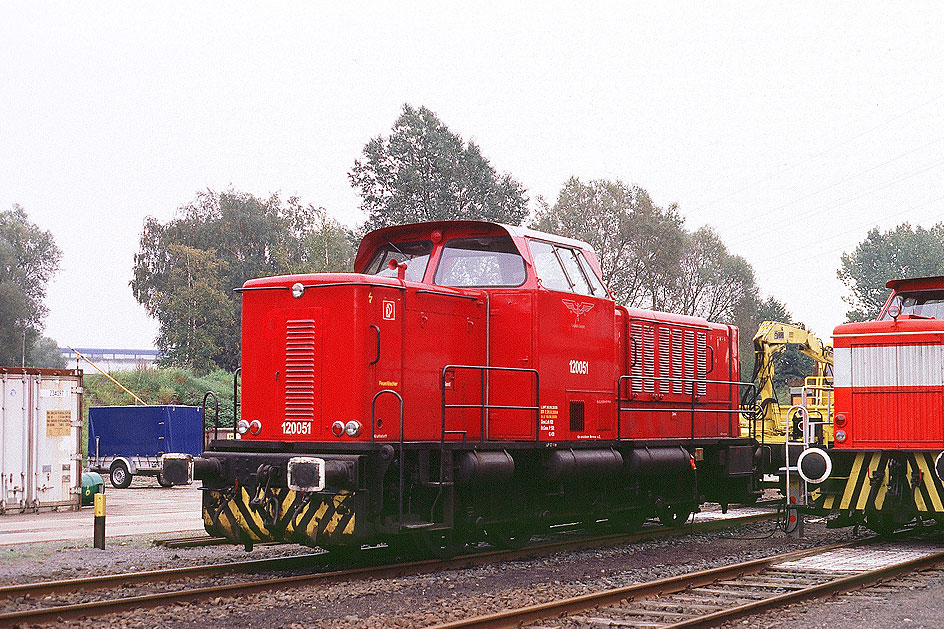 HSL / Hamburger Eisenbahngesellschaft Lok V.01 vormals OHE 120051 im AKN-Betriebswerk Hamburg-Billbrook