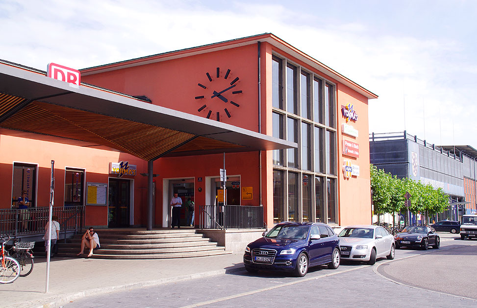 Das Bahnhofsgebäude Ingolstadt Hbf
