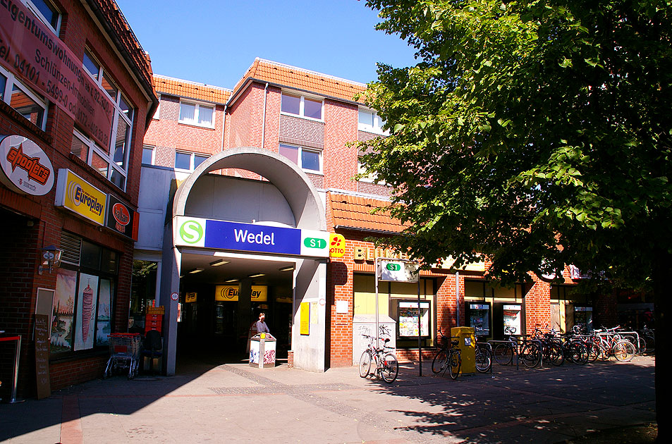 Der Bahnhof Wedel - Ein Bahnhof der Hamburger S-Bahn
