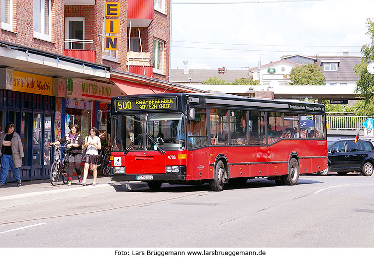 Ein Stadtbus in Elmshorn am Bahnhof