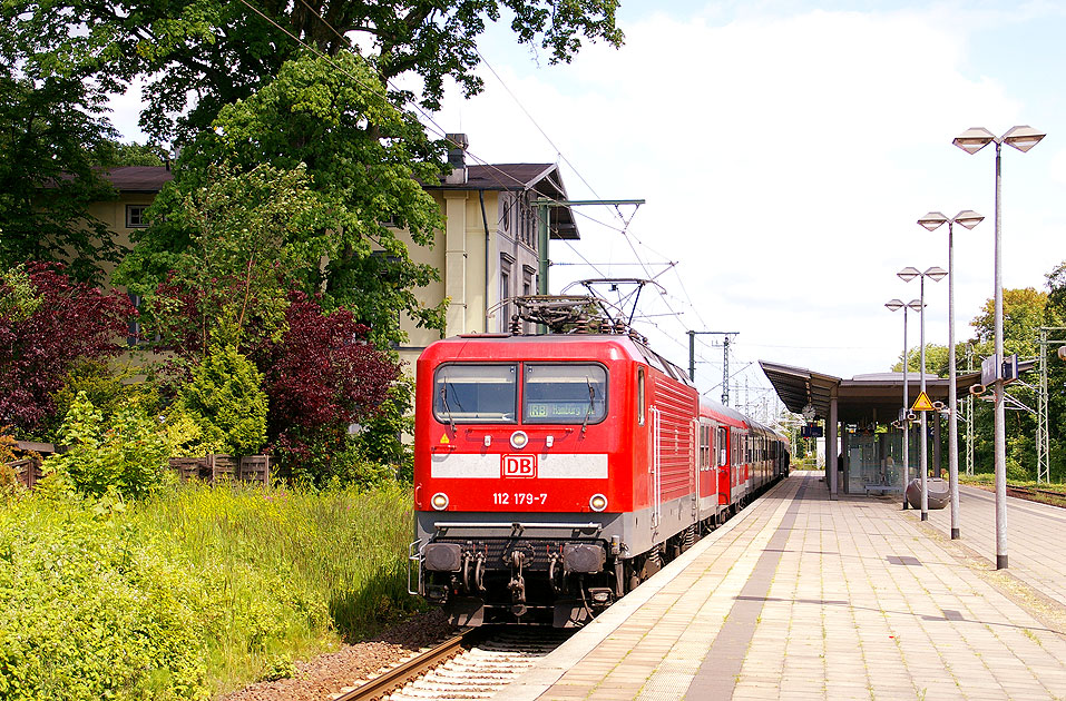 Bahnhof Hamburg-Wandsbek - S-Bahn - DB Baureihe 112