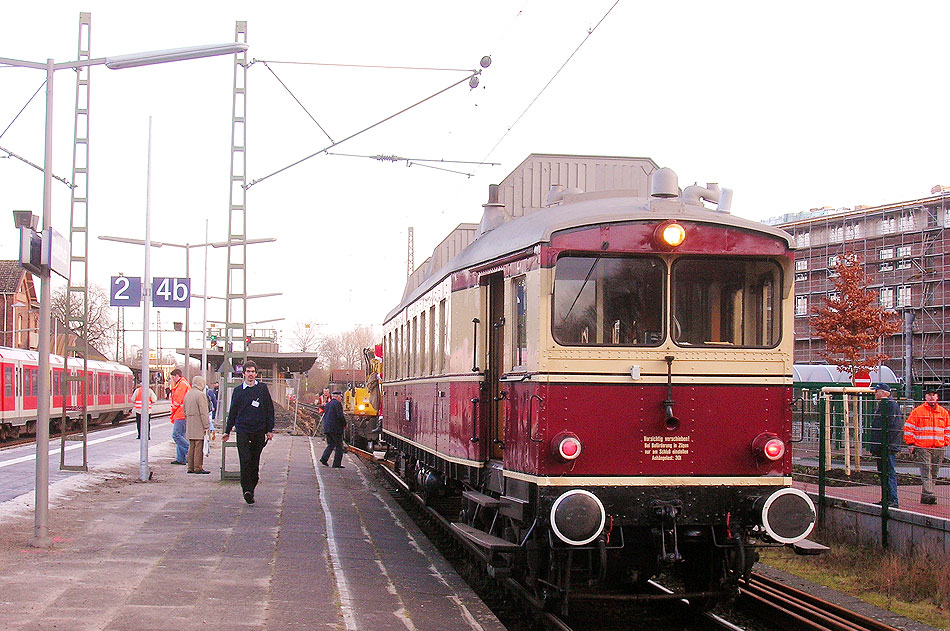 Der BHEF VT 175 im Bahnhof Buxtehude