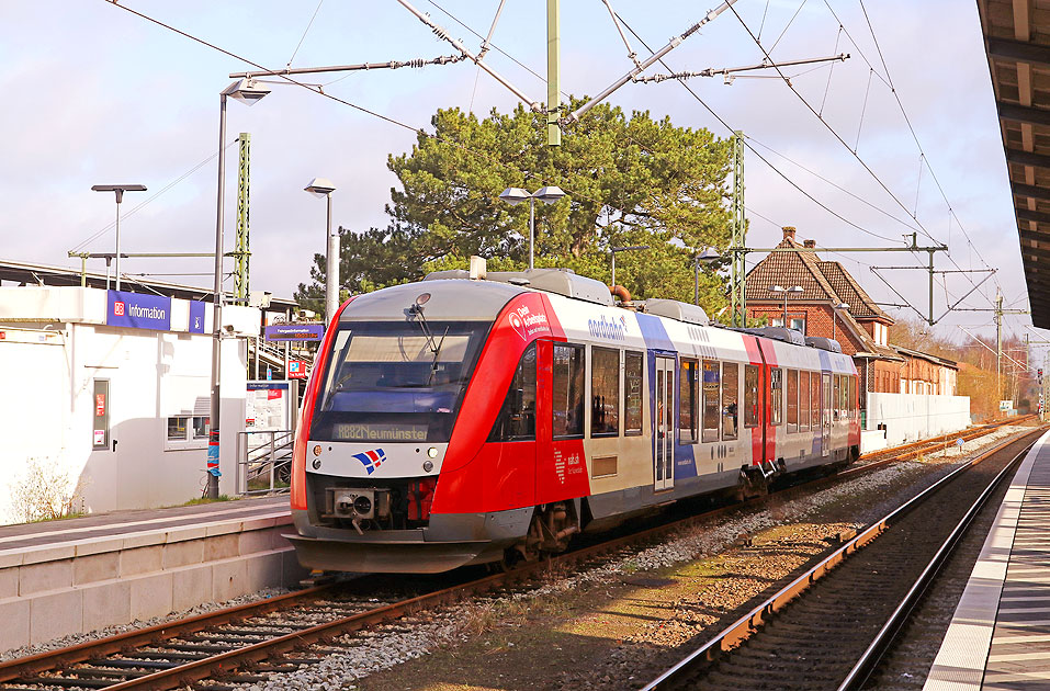 Ein Nordbahn Lint-Triebwagen im Bahnhof Bad Oldesloe