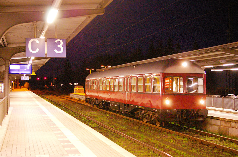 AVL GDT Triebwagen DT 0518 im Bahnhof Lüneburg