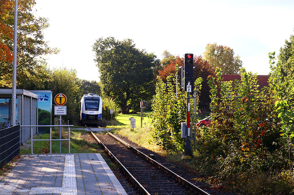 Der Bahnhof Apensen an der EVB-Strecke Buxtehude - Bremervörde - Bremerhaven