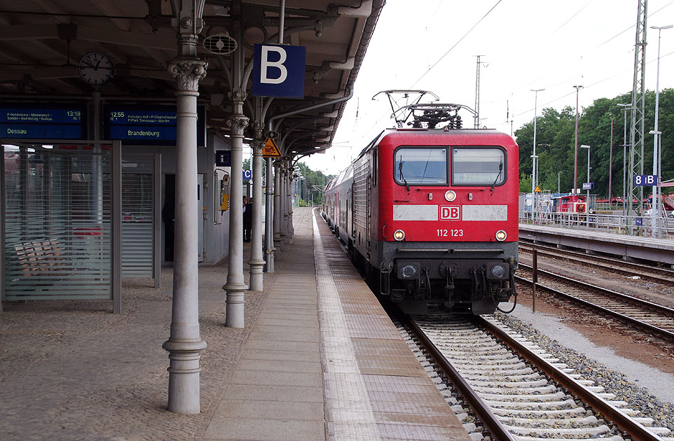 DB Baureihe 112 im Bahnhof Berlin Wannsee