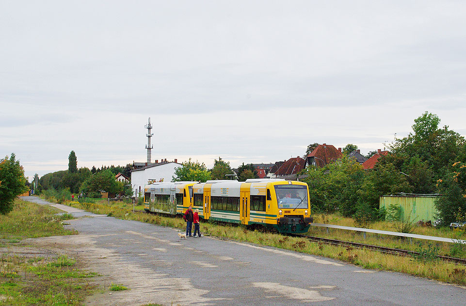 Zwei ODEG Regio Shuttle im Bahnhof L&uuml;chow