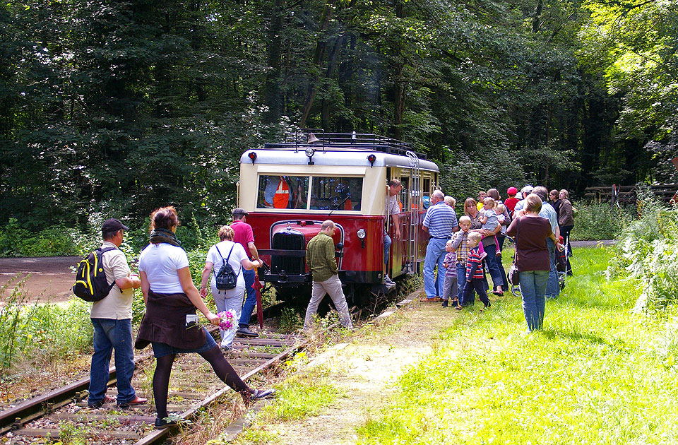 Der Wismarer Schienenbus T 141 der L&uuml;chow-Schmarsauer Eisenbahn