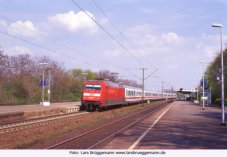 DB Baureihe 101 im Bahnhof Bad Oeynhausen