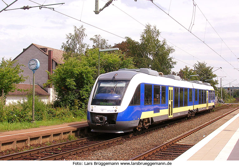 Ein Lint-Triebwagen der Eurobahn im Bahnhof Emmerke