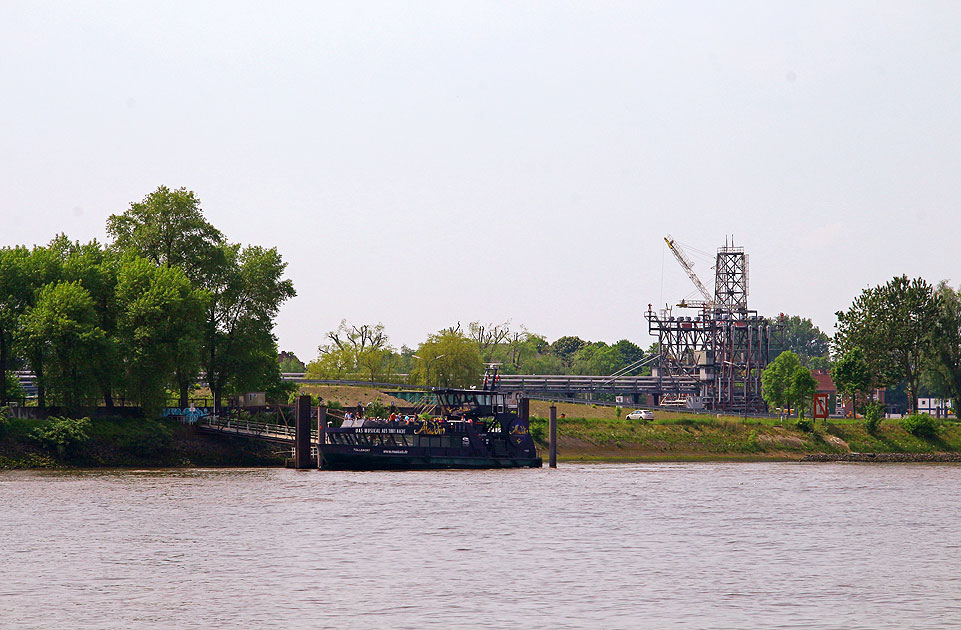 Der HADAG Anleger Bubendey-Ufer im Hamburger Hafen
