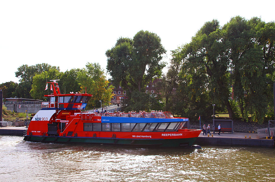 Die HADAG Reeperbahn in Finkenwerder