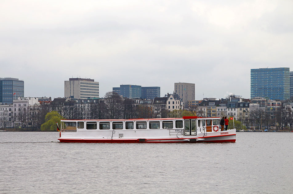 Der Alsterdampfer Susebek auf der Außenalster