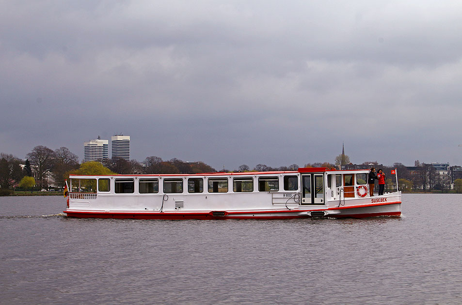 Der Alsterdampfer Susebek auf der Außenalster