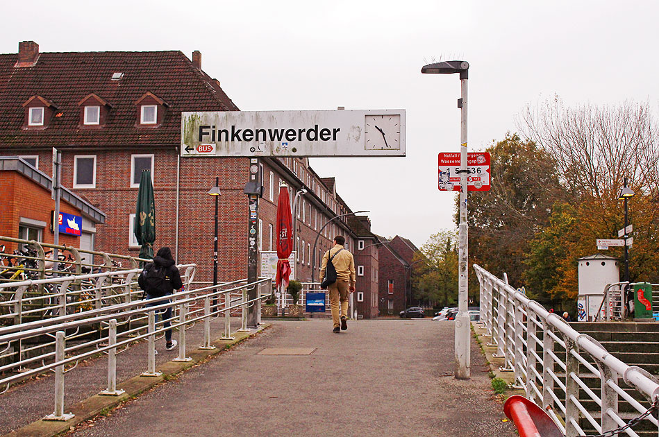 Die Dampferbrücke in Finkenwerder