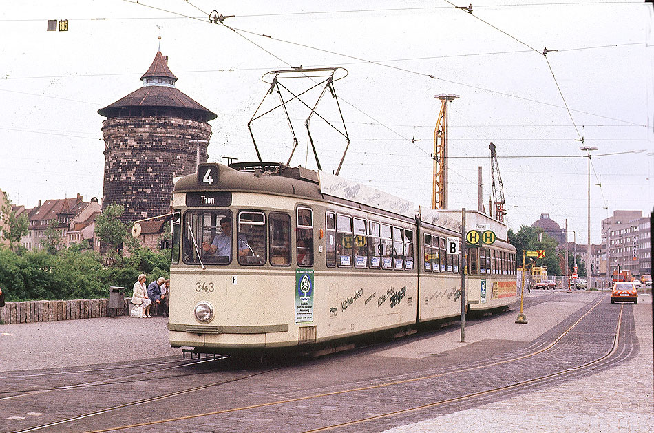 Die Straßenbahn in Nürnberg am Plärrer