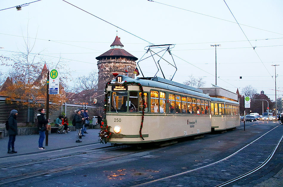 Die Stra&szlig;enbahn in N&uuml;rnberg - ein Gro&szlig;raumtriebwagen vom Typ T4
