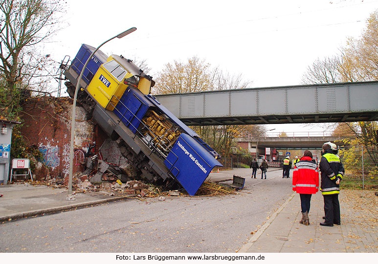 TWE Lok 131 in Hamburg abgestürzt