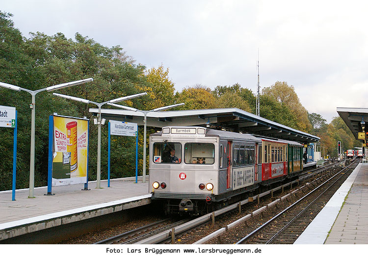 U-Bahn Museumszug - Hochbahn-Haltestelle Wandsbek-Gartenstadt
