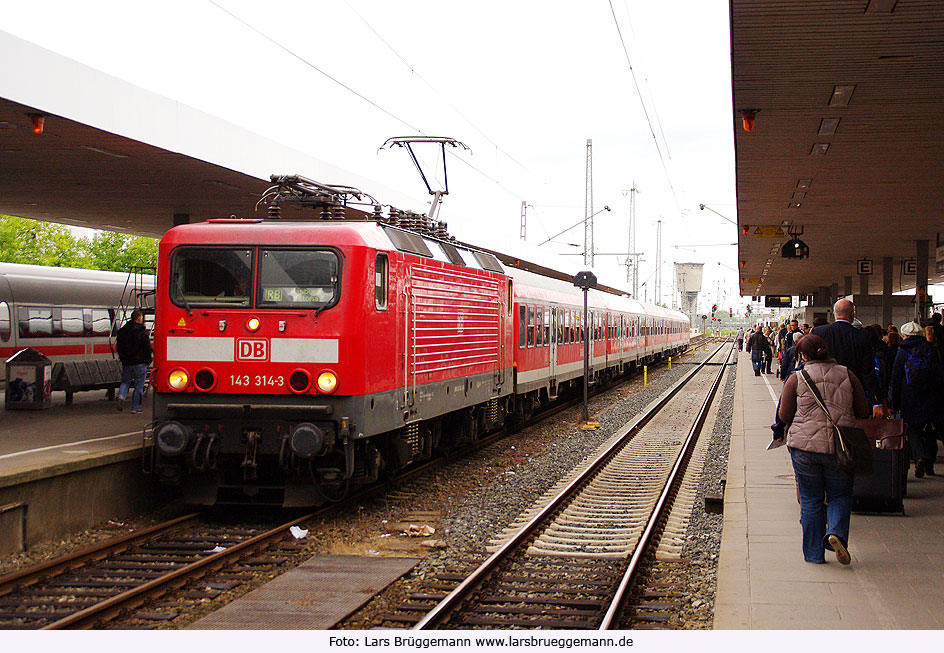 DB Baureihe 143 Bahnhof Hamburg-Altona