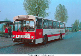 Der ex PVG Bus 308 am Bahnhof Wedel