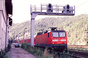 Die 143 063-6 mit einer S-Bahn in Schöna an der Elbe - Foto: Lars Brüggemann - www.larsbrueggemann.de