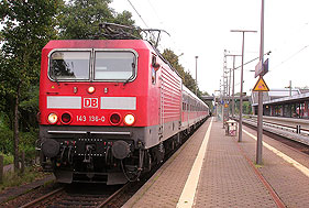 Die 143 136-0 in Hamburg-Neugraben
