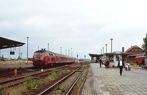 DB Baureihe 218 - im Bahnhof Halberstadt
