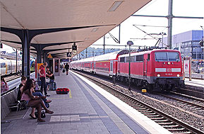 Die 111 131-9 in Bielefeld Hbf