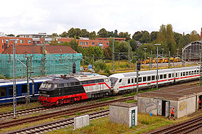 Die 218 497-6 im Lübecker Hauptbahnhof