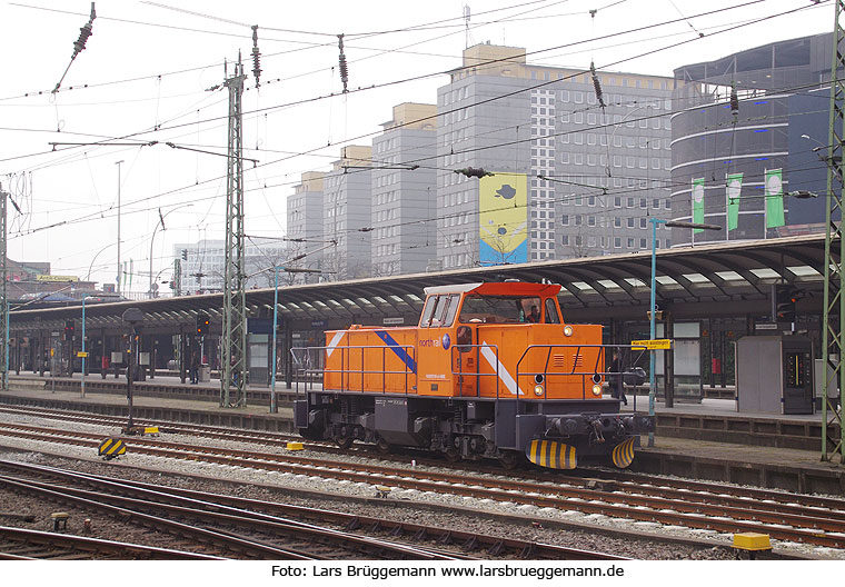 Eine Northrail Lok in Hamburg Hbf