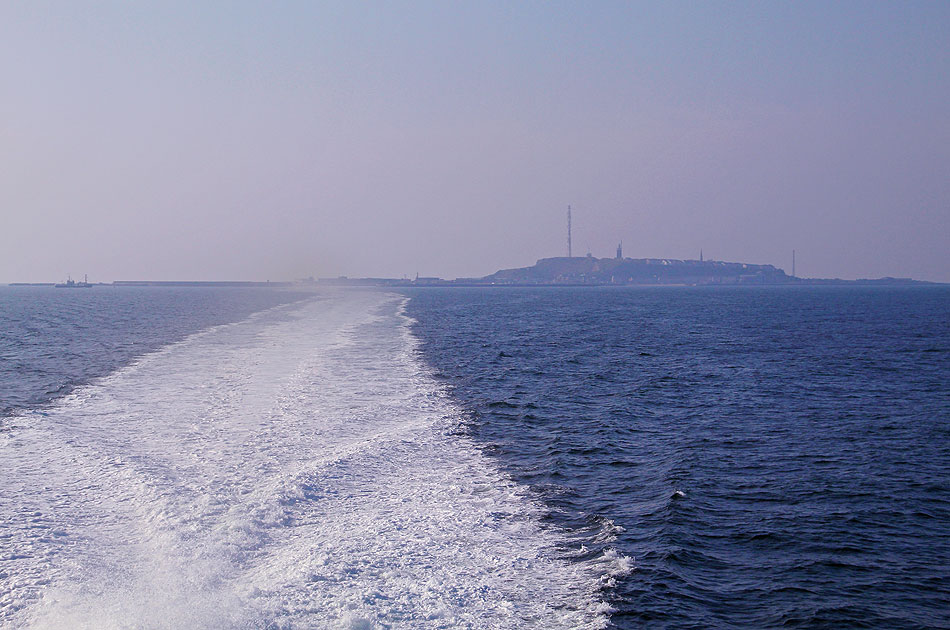 Abschied von Helgoland - Der Blick vom Halunder Jet auf Helgoland