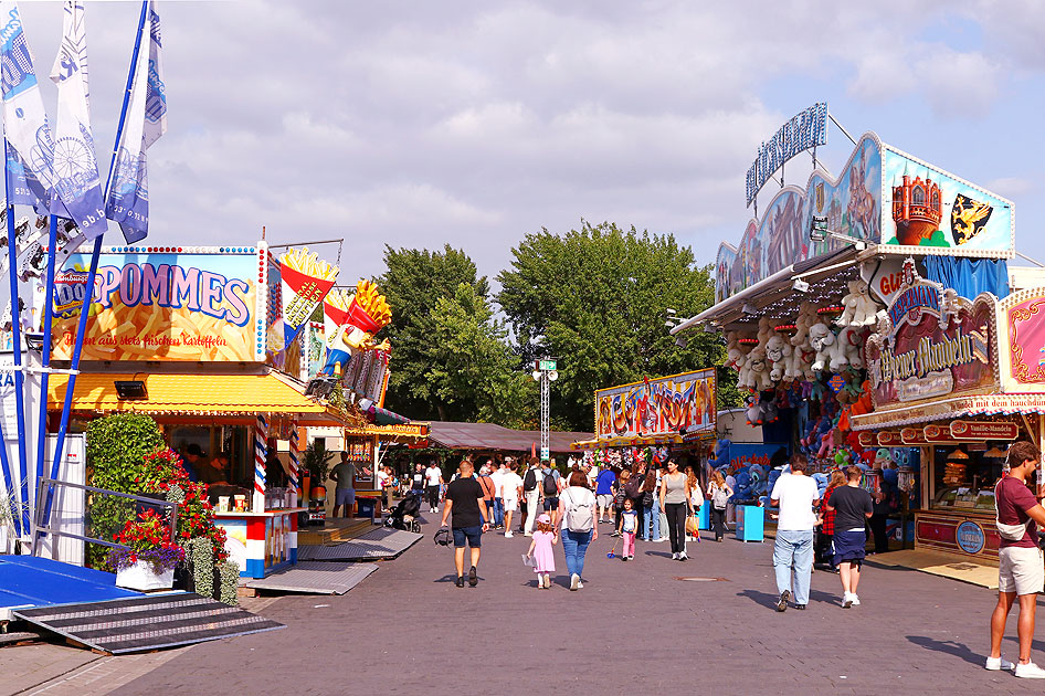 Der Hamburger Dom auf dem Heiligengeistfeld