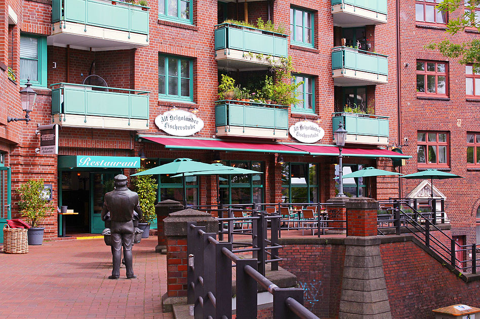 Die Alt Helgoländer Fischerstube ist direkt am Altonaer Fischmarkt in Hamburg