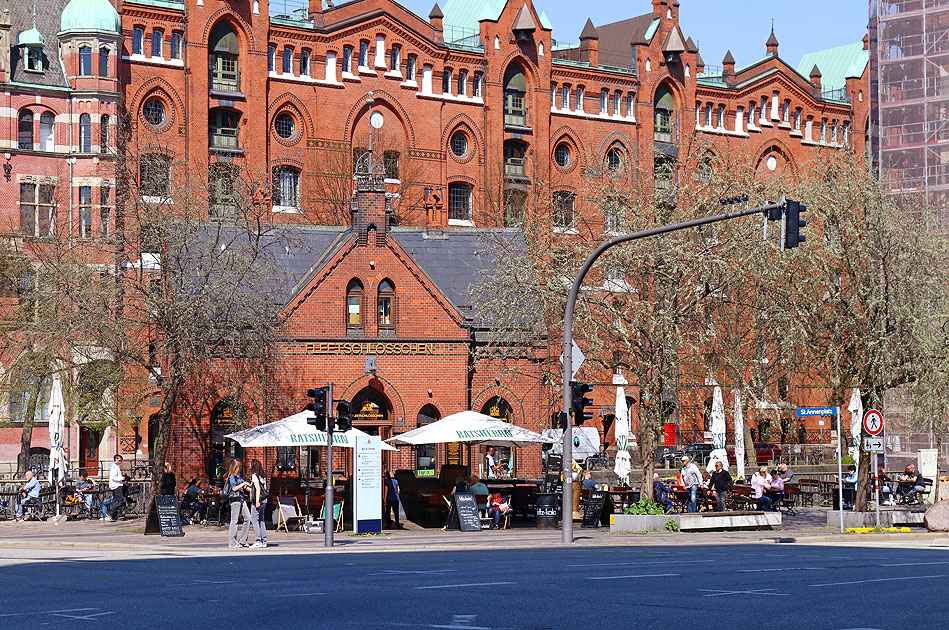 Das Fleetschlösschen in der Hamburger Speicherstadt