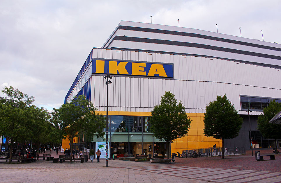 Das Ikea Möbelkaufhaus in Hamburg-Altona