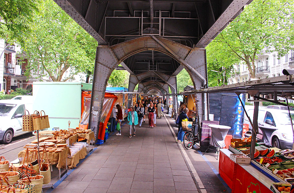 Der Isemarkt in Hamburg ist bei Einheimischen und Touristen beliebt