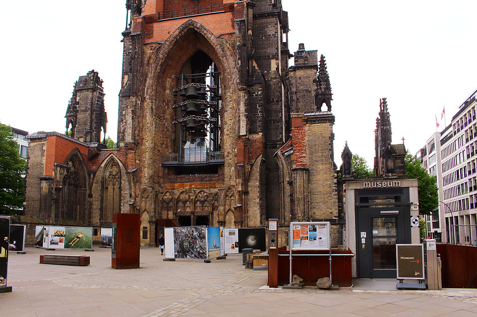 Das Mahnmal St. Nikolai - Die Nikolaikirche in Hamburg